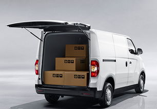 廣州貨拉拉上汽大通EV30純電動物流車融租方案 以租代購，助力綠色物流